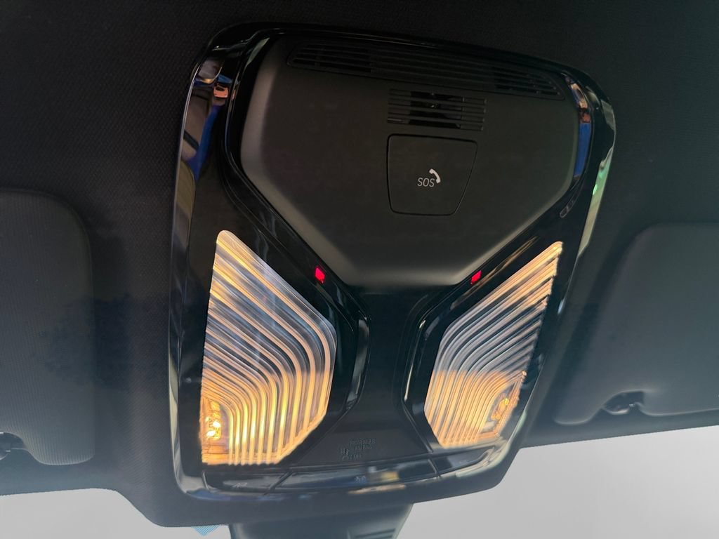 Used 2025 BMW M2 w/ Lighting Package RWD image 23