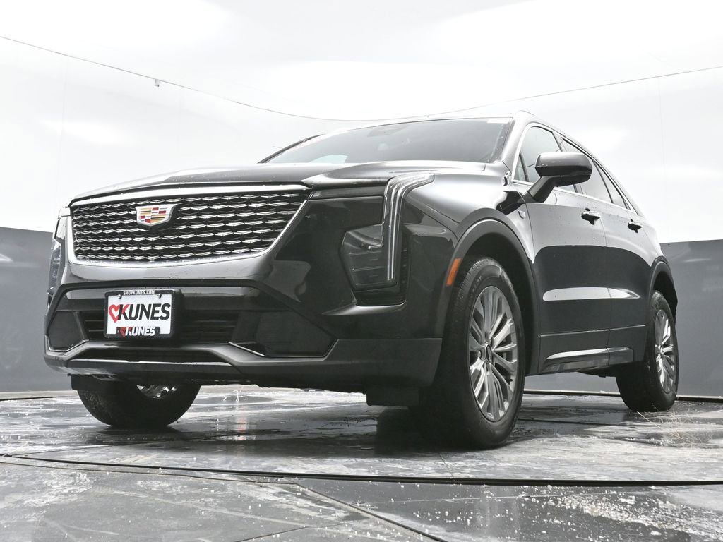 Used 2025 Cadillac XT4 Premium Luxury image 52