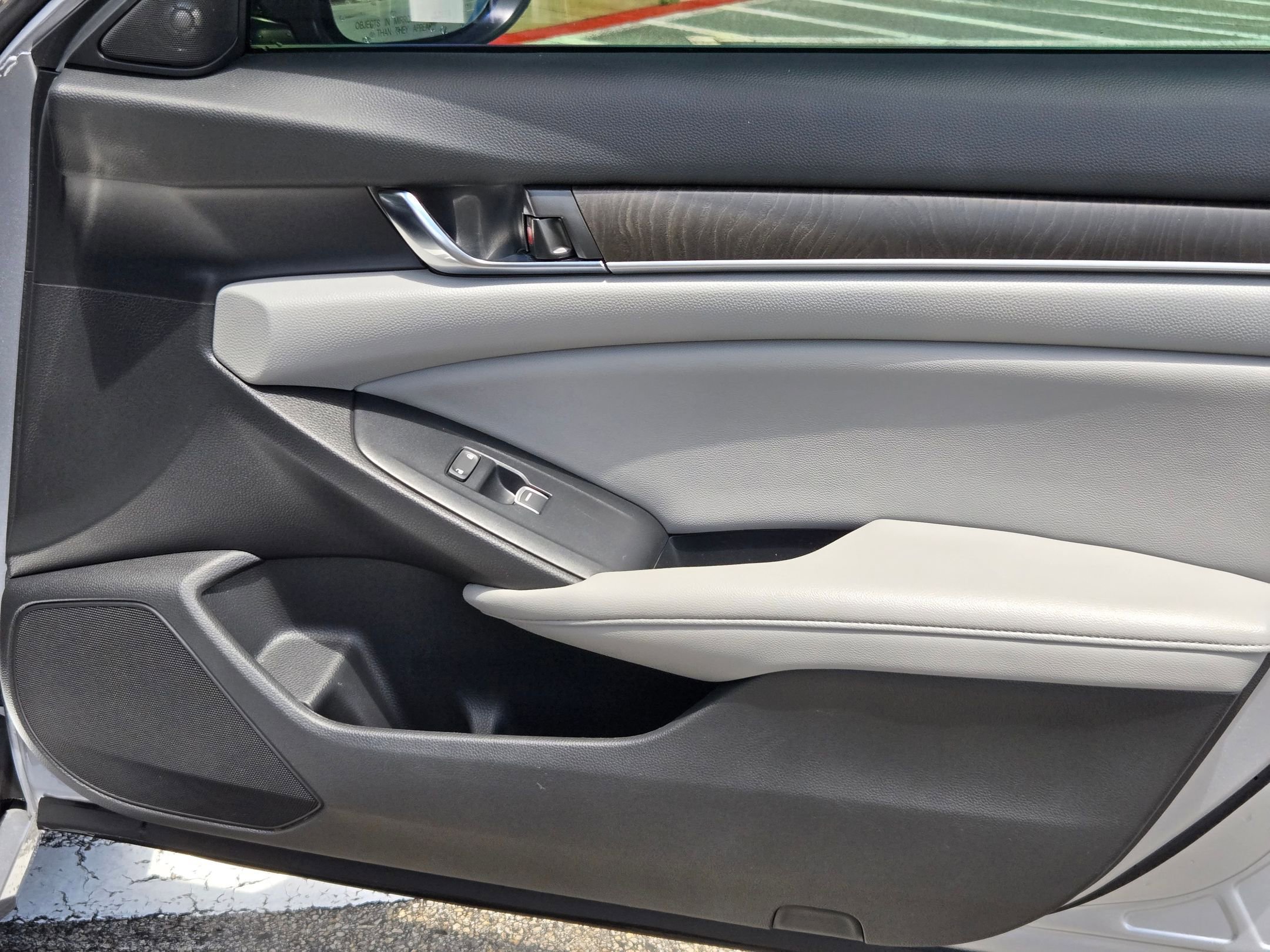 Used 2020 Honda Accord EX-L image 28