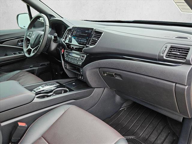 Used 2024 Honda Ridgeline Black Edition image 23