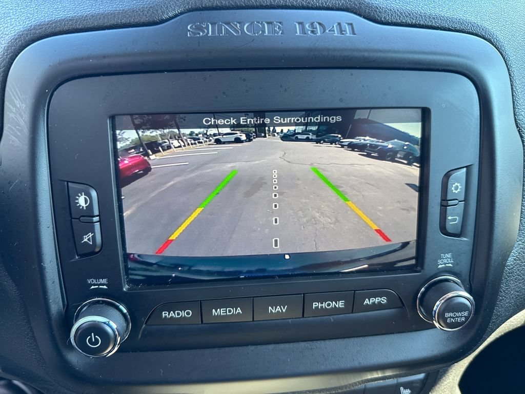 Used 2017 Jeep Renegade Latitude AWD/4WD image 26