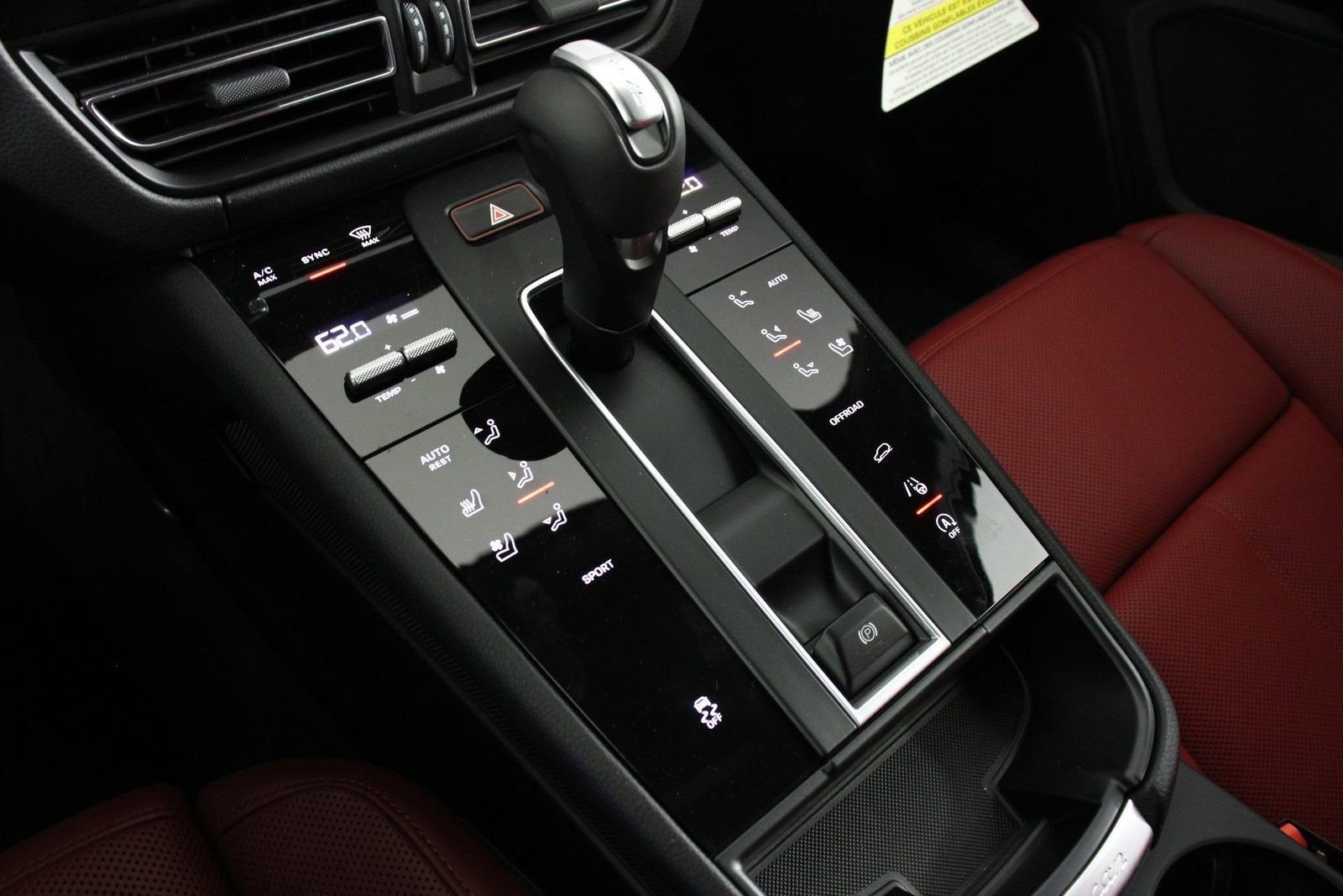 New 2026 Porsche Macan AWD/4WD image 14