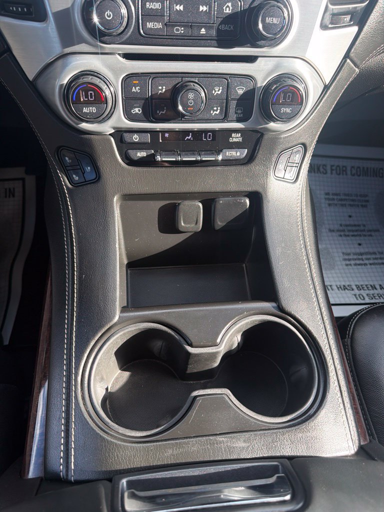 Used 2019 GMC Yukon XL SLT AWD/4WD image 34