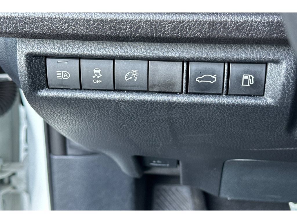 Certified 2025 Toyota Camry SE image 31