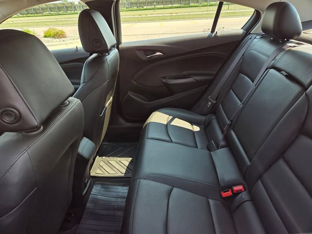 Used 2017 Chevrolet Cruze Premier FWD image 42