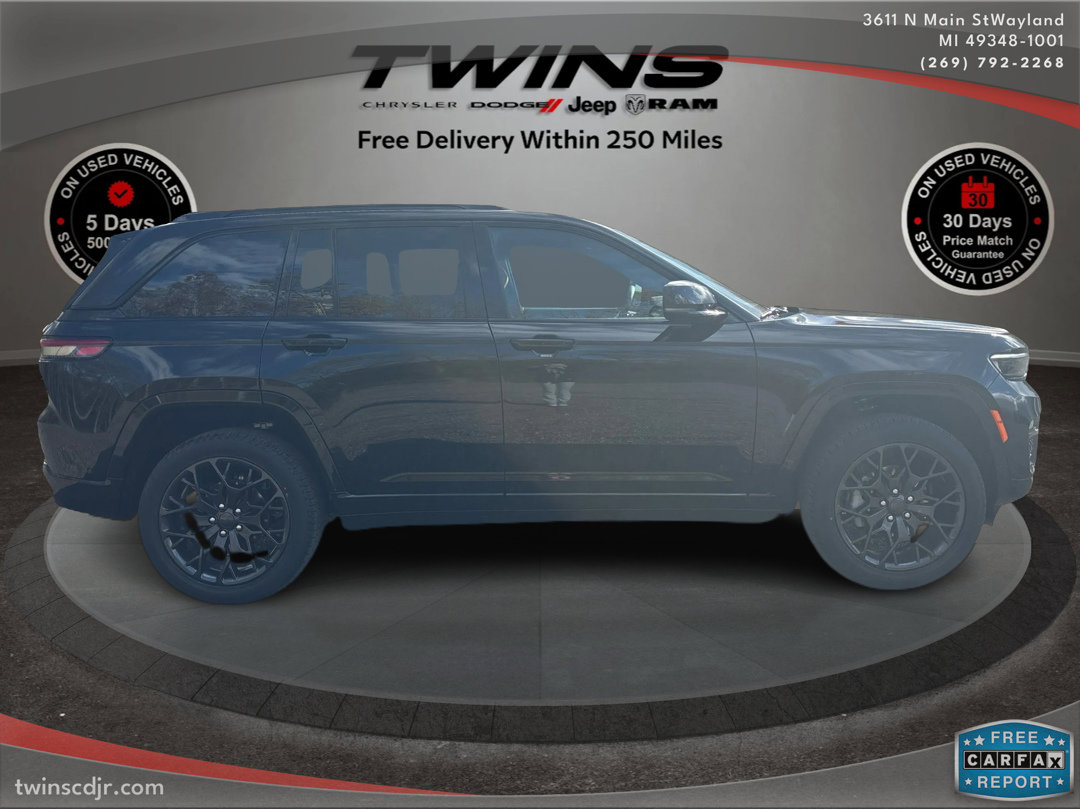 New 2025 Jeep Grand Cherokee Summit image 2