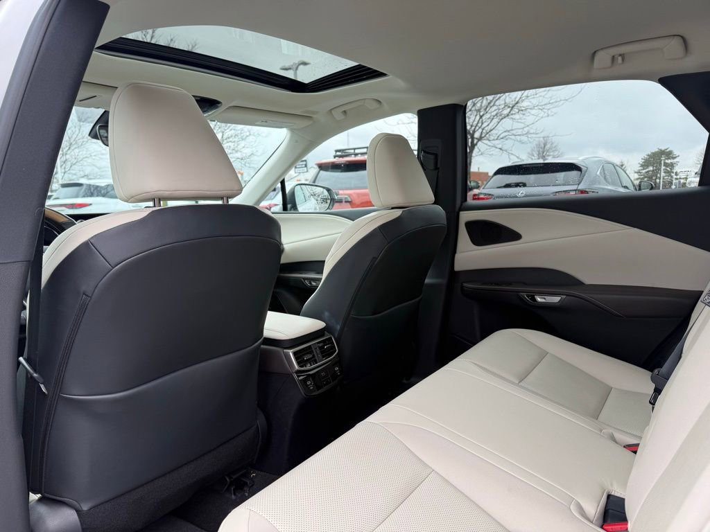 Used 2024 Lexus RX 350 Premium w/ Accessory Package image 16