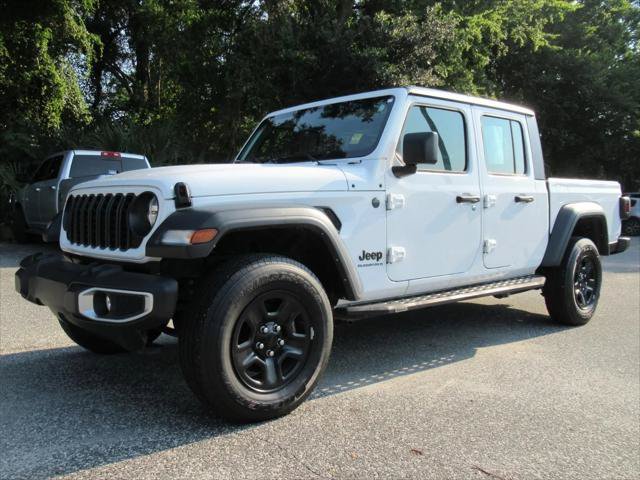 Certified 2024 Jeep Gladiator Sport AWD/4WD image 3