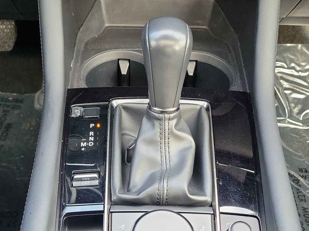 New 2022 MAZDA MAZDA3 s image 32