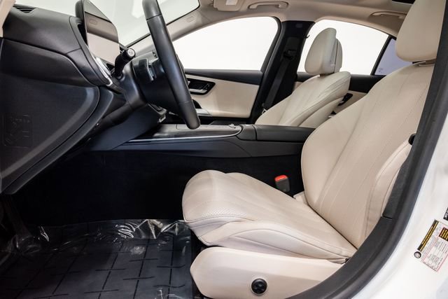 Used 2024 Mercedes-Benz E 350 4MATIC Sedan image 14