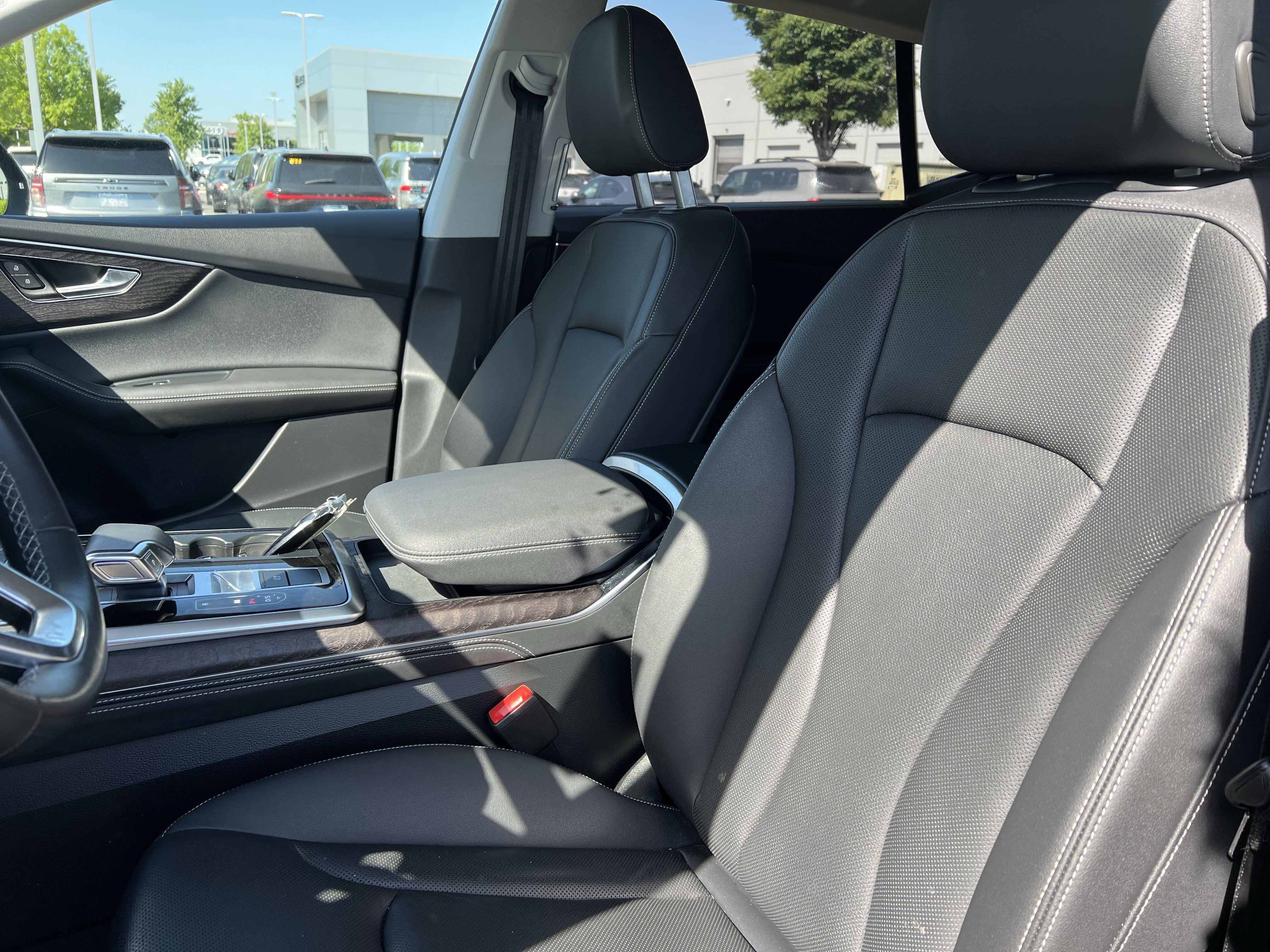 Certified 2023 Audi Q8 Premium Plus w/ Premium Plus Package AWD/4WD image 17