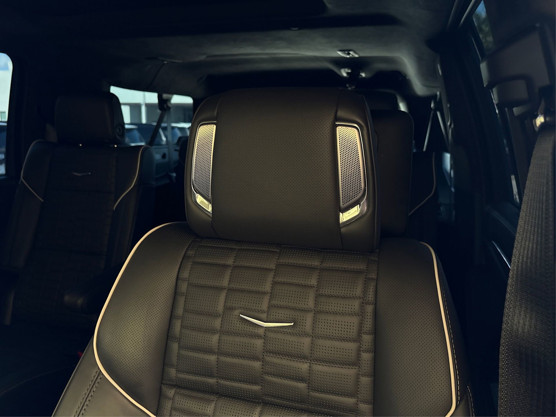 Certified 2025 Cadillac Escalade ESV Sport Platinum image 34