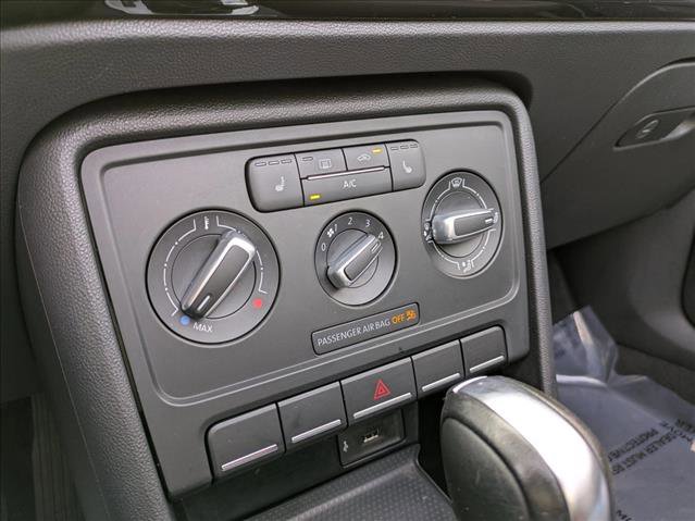 Used 2016 Volkswagen Beetle 1.8T S image 15