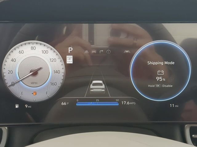 Used 2025 Hyundai Elantra SEL FWD image 26