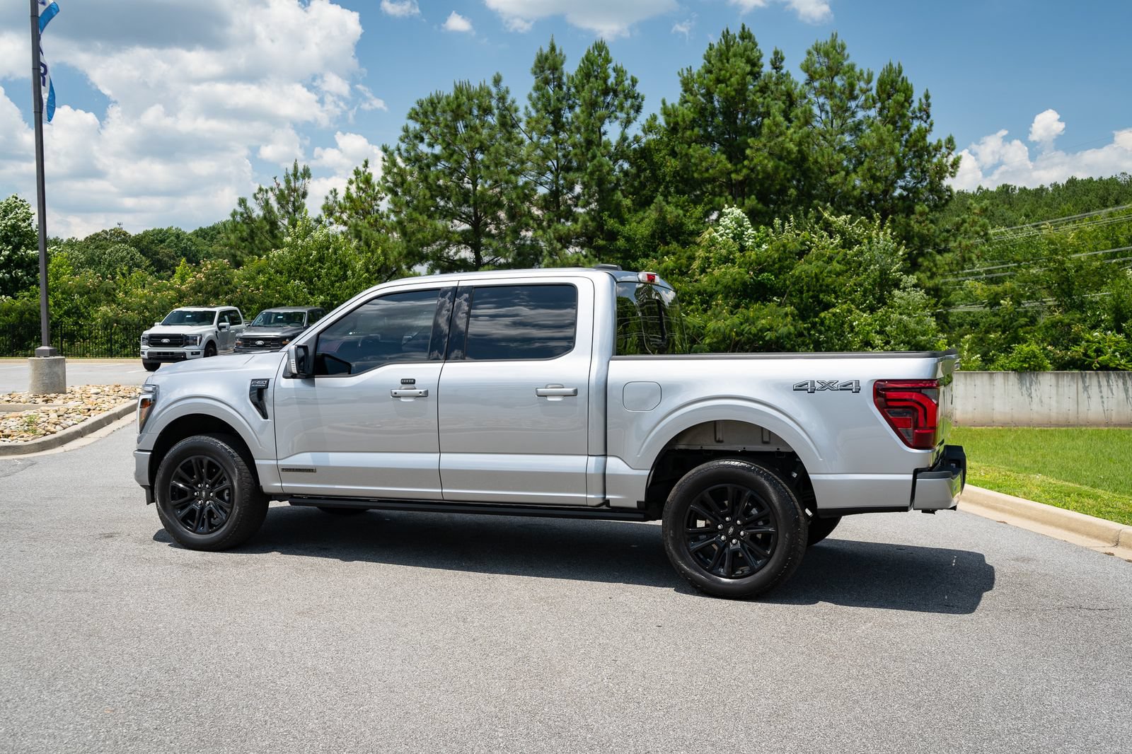 Used 2025 Ford F150 Platinum w/ Equipment Group 702A High AWD/4WD image 17