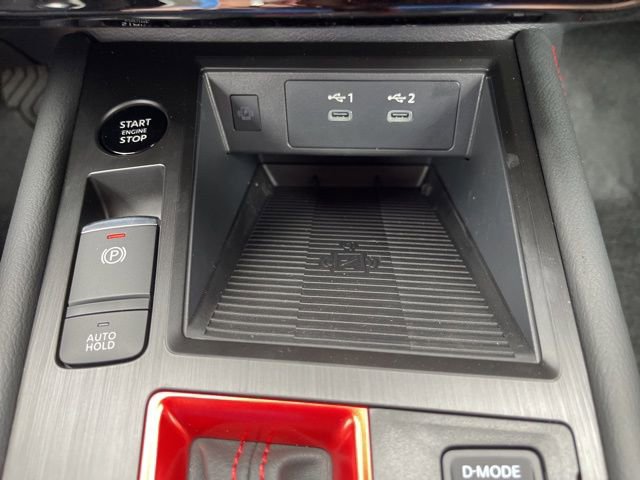 New 2025 Nissan Kicks SR image 24