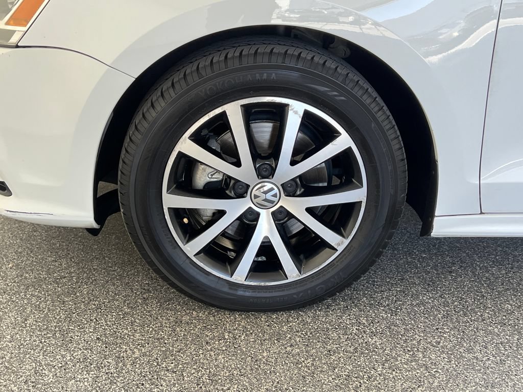 Used 2016 Volkswagen Jetta SE FWD image 27