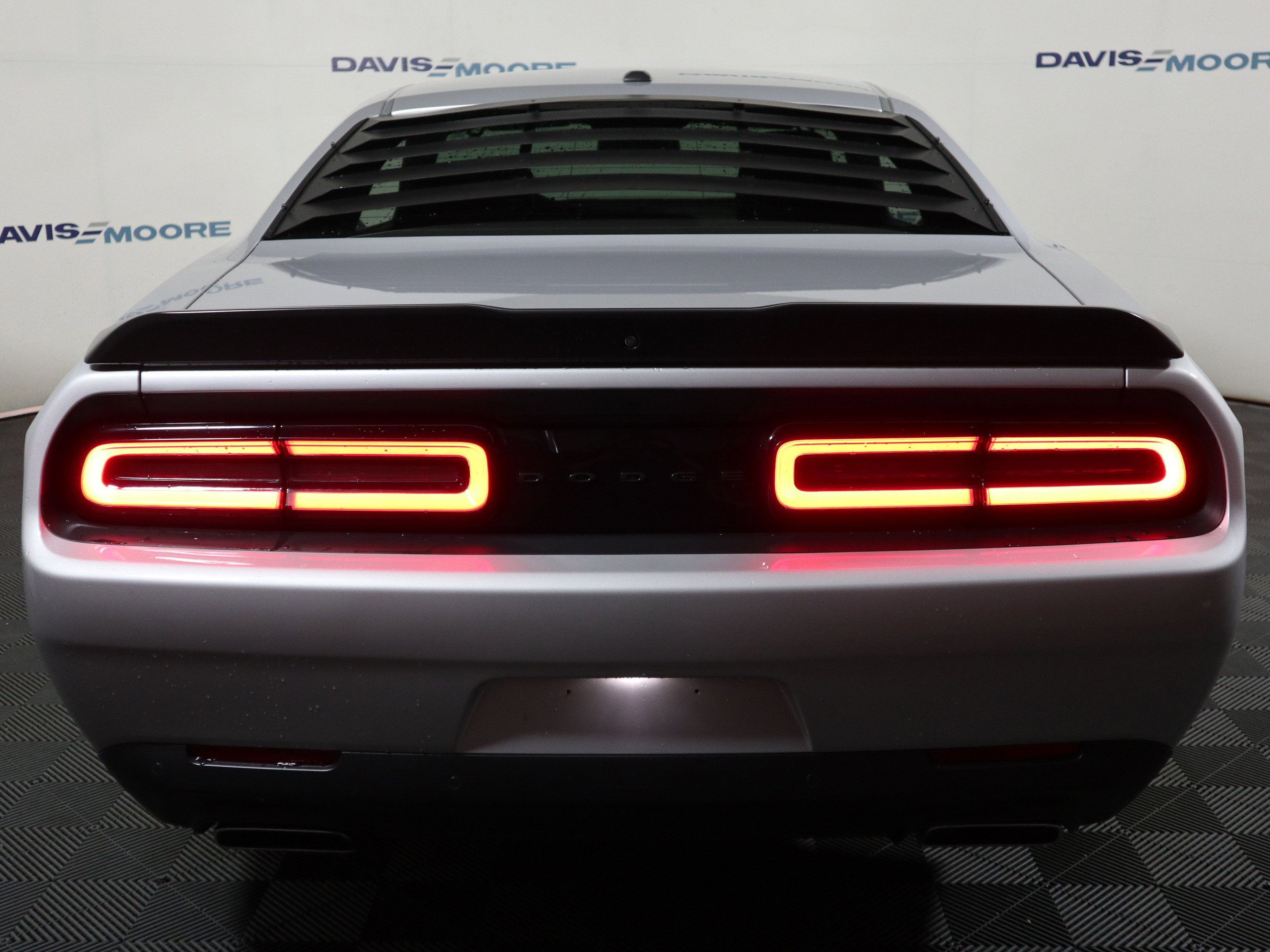 Used 2023 Dodge Challenger R/T w/ Blacktop Package image 7
