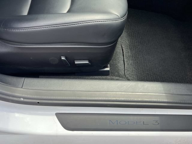 Used 2022 Tesla Model 3 RWD image 31