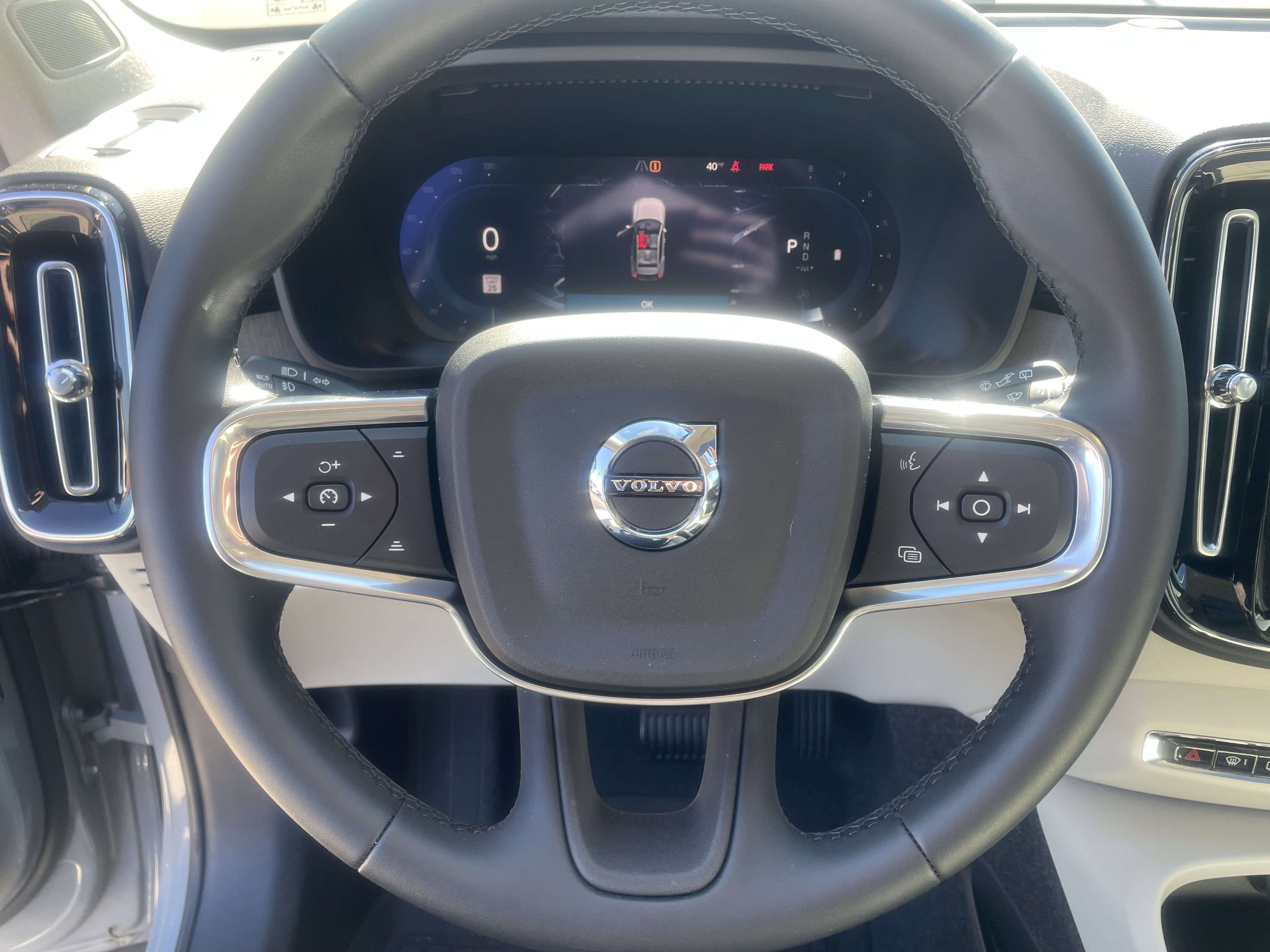 New 2025 Volvo XC40 B5 Plus w/ Protection Package Premier image 18