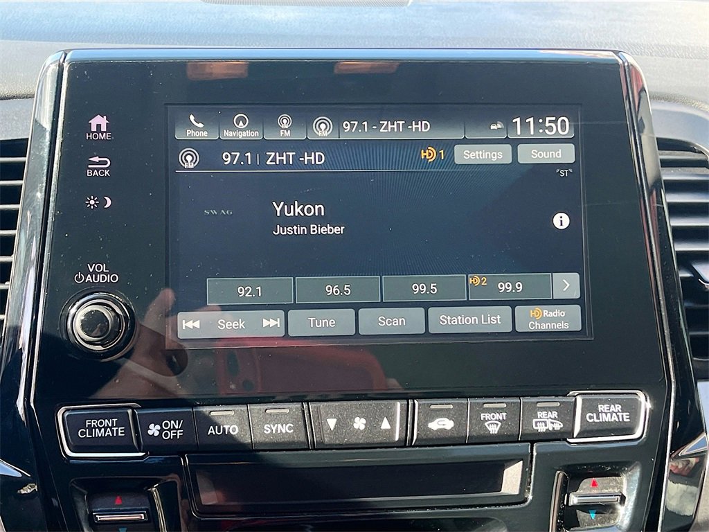 Used 2023 Honda Odyssey Touring image 15