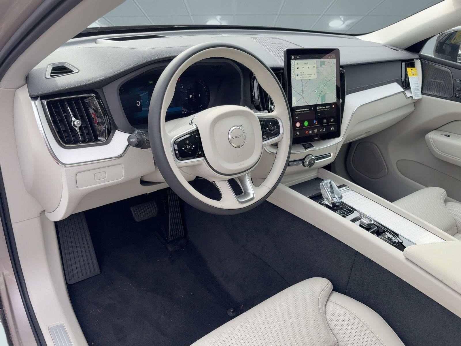 New 2026 Volvo XC60 B5 Ultra w/ Protection Package Premier image 4