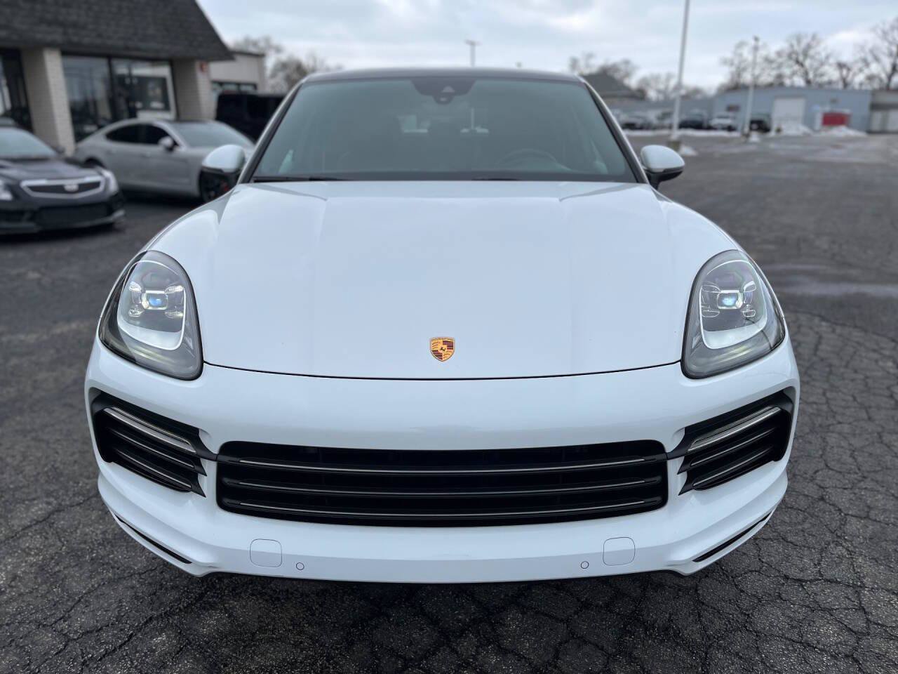 Used 2022 Porsche Cayenne Platinum Edition AWD/4WD image 11