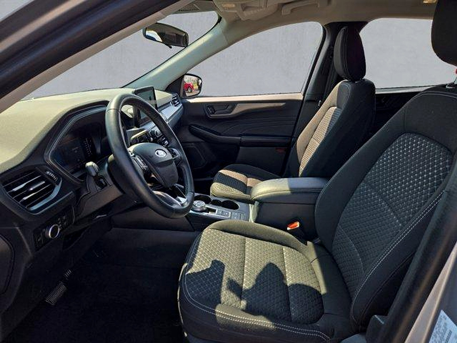 Certified 2023 Ford Escape Active AWD/4WD image 11