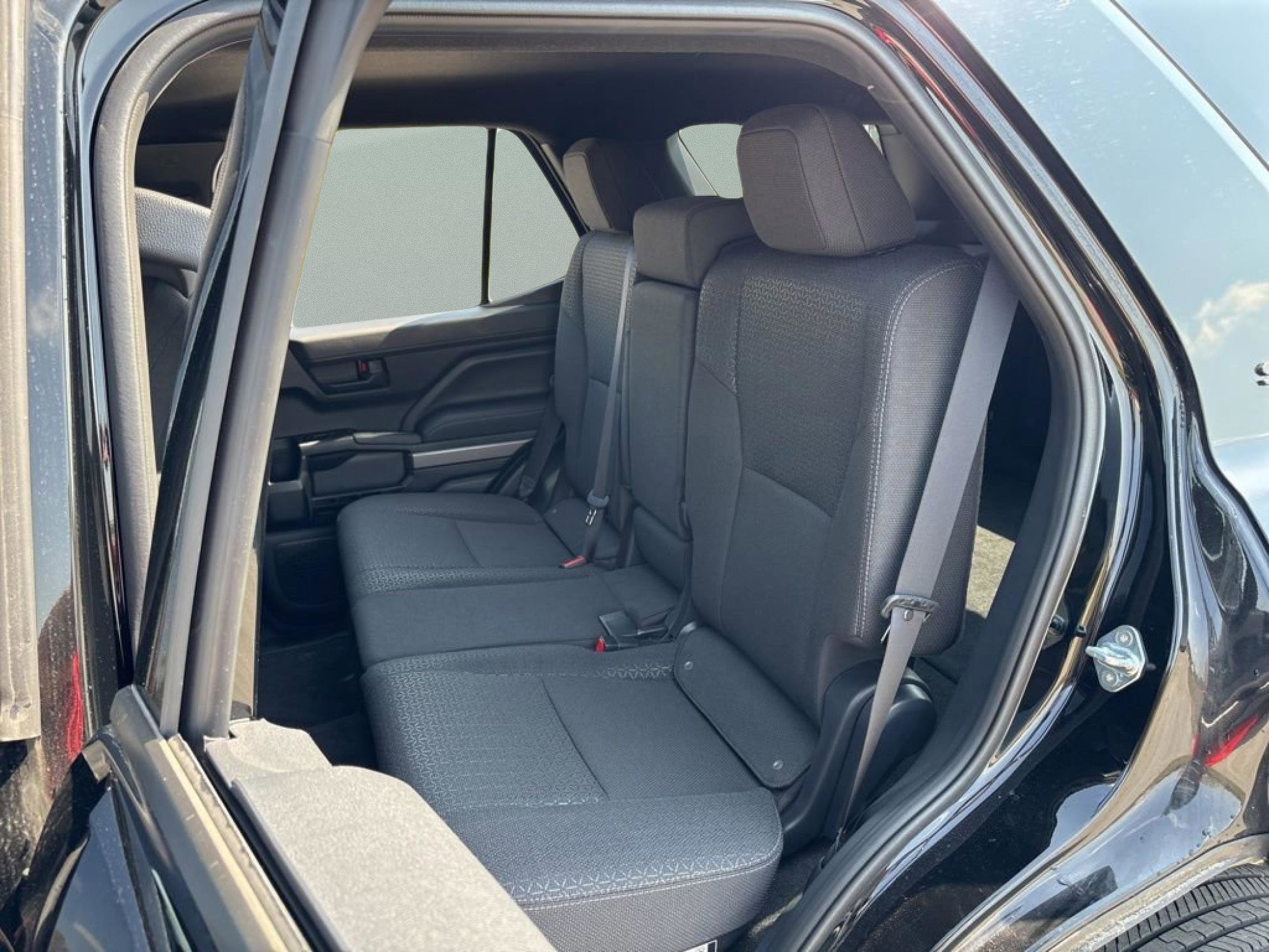 Certified 2025 Toyota 4Runner SR5 image 29