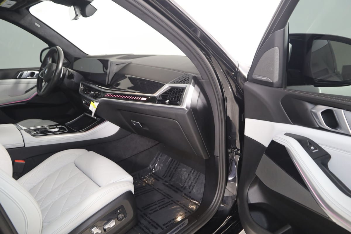 Used 2024 BMW X5 M60i w/ Executive Package AWD/4WD image 47