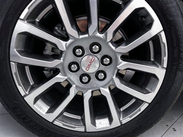 Used 2022 GMC Acadia Denali w/ Denali Technology Package image 16