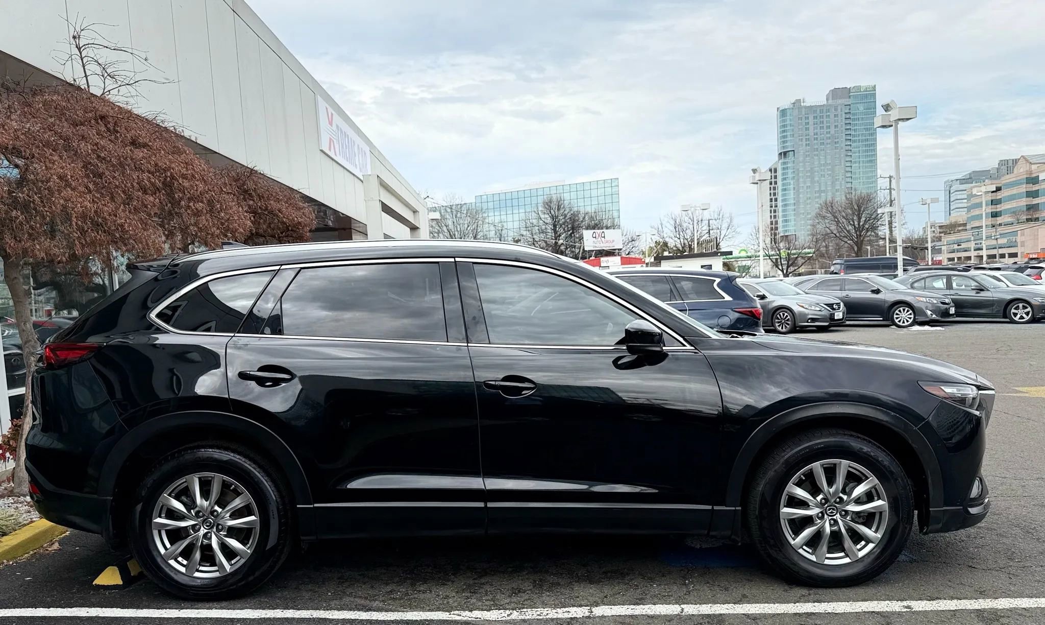Used 2018 MAZDA CX-9 Touring image 8