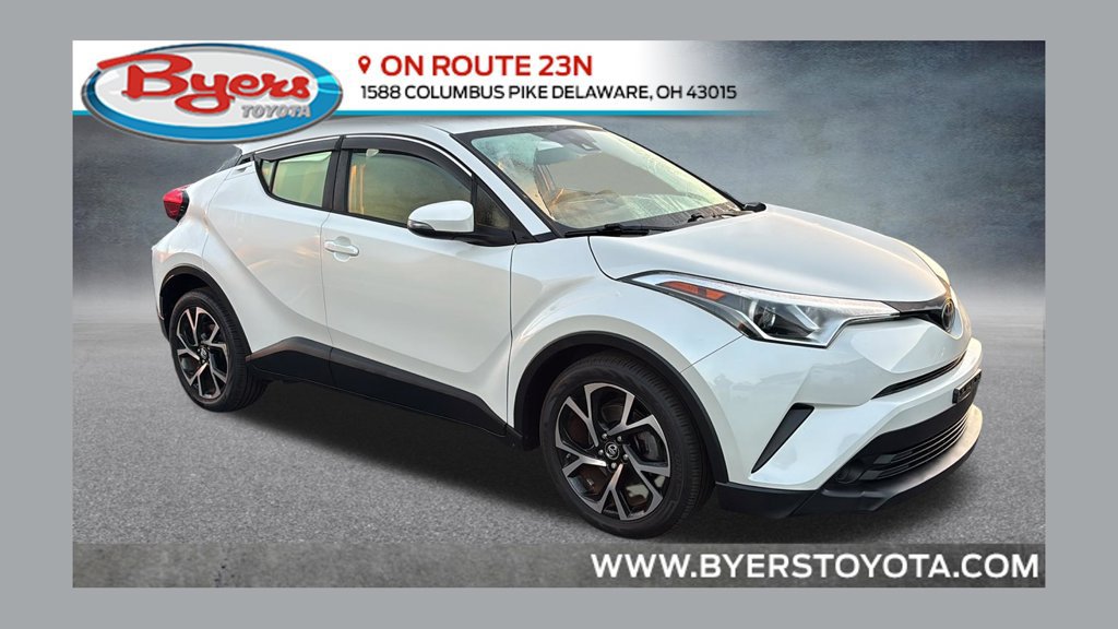 Used 2018 Toyota C-HR XLE FWD image 1