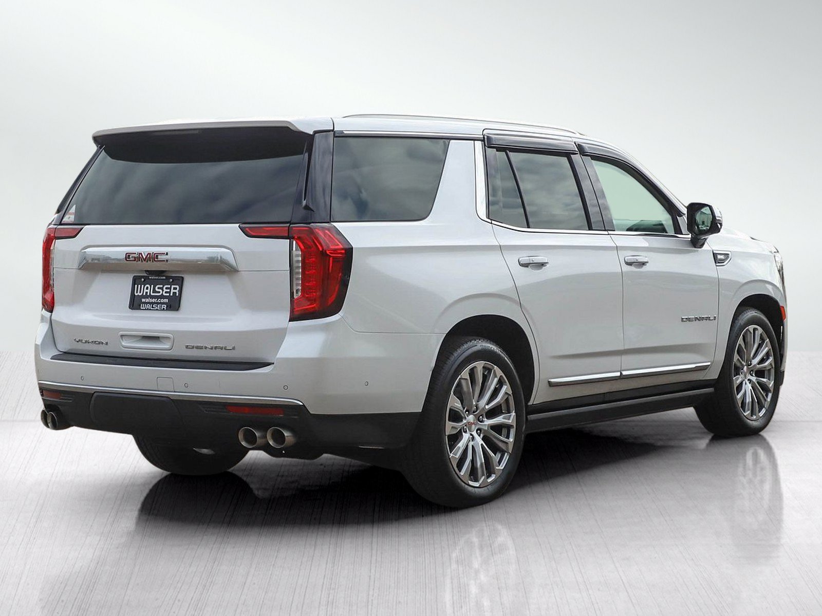 Used 2023 GMC Yukon Denali w/ Denali Reserve Package AWD/4WD image 5