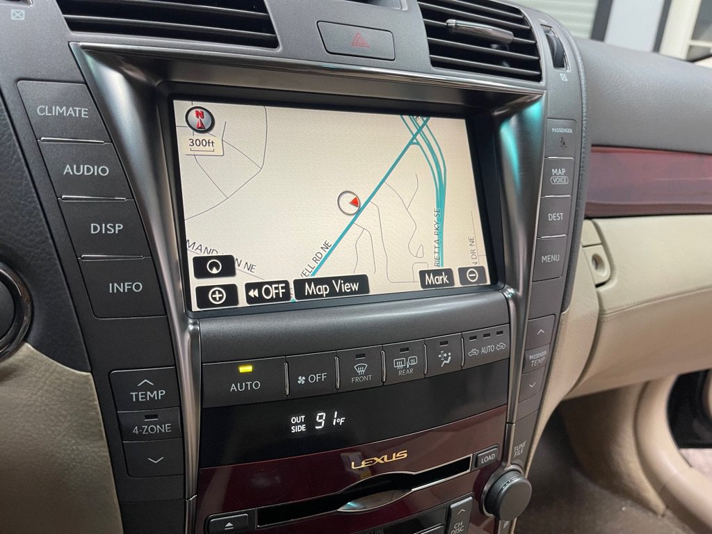 Used 2009 Lexus LS 460 L w/ Executive Class Seating Pkg RWD image 38