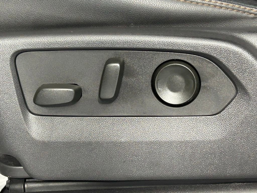 Used 2024 GMC Sierra 2500 AT4 w/ AT4 Premium Plus Package image 29