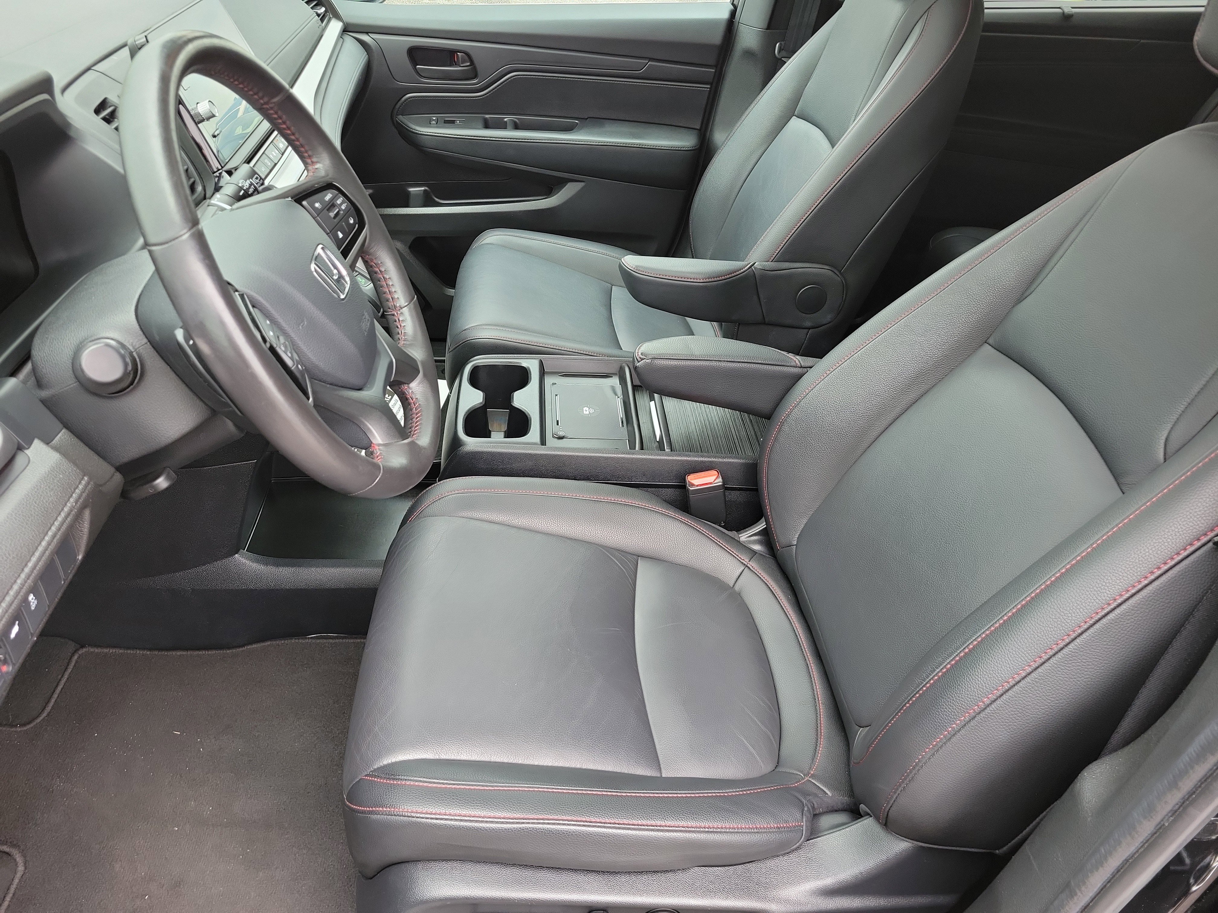 Used 2025 Honda Odyssey Sport-L image 9