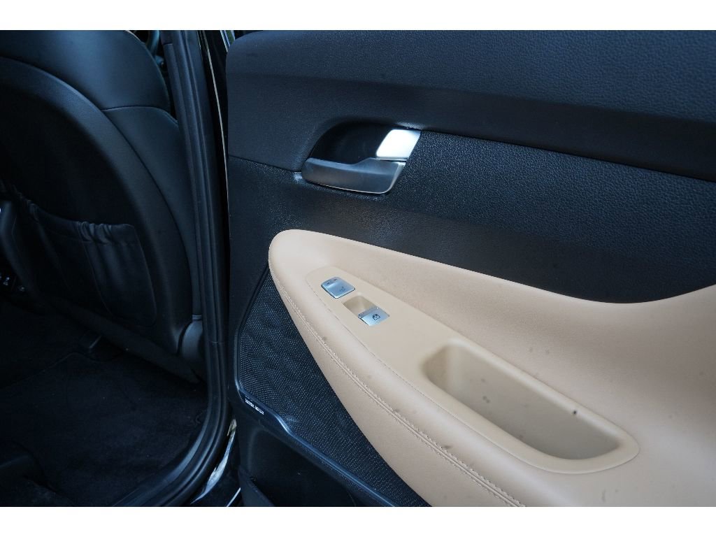 Used 2023 Hyundai Santa Fe Calligraphy image 21