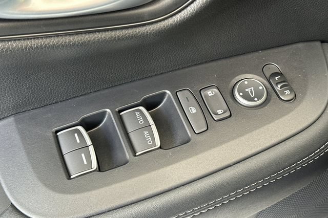 New 2027 Honda HR-V EX-L image 12
