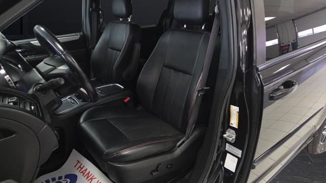 Used 2016 Dodge Grand Caravan R/T FWD image 9