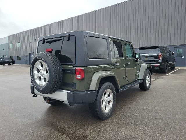 Used 2015 Jeep Wrangler Unlimited Sahara w/ Connectivity Group image 3