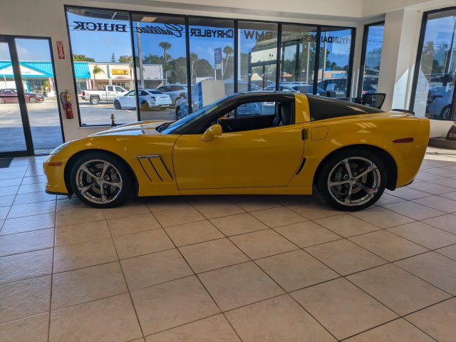 Used 2013 Chevrolet Corvette Grand Sport w/ 3LT Preferred Equipment Group RWD image 7