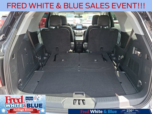 Used 2023 Ford Explorer XLT w/ Equipment Group 202A AWD/4WD image 30