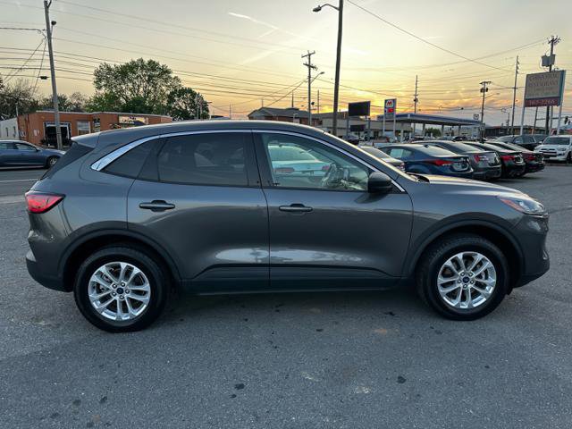 Used 2022 Ford Escape SE w/ Convenience Package image 4
