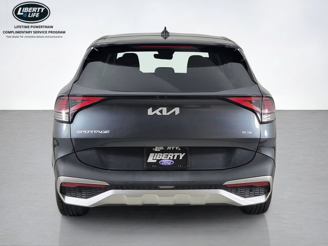 Used 2023 Kia Sportage LX FWD image 4
