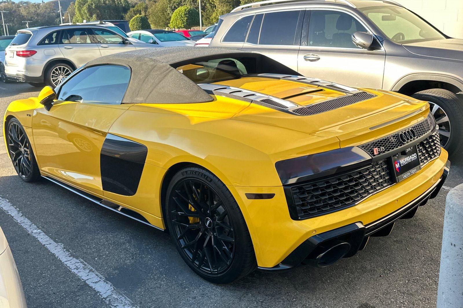 Used 2020 Audi R8 V10 w/ Carbon Exterior Package image 8