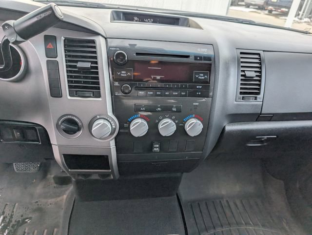 Used 2013 Toyota Tundra 4x4 Double Cab w/ Tow Pkg image 3