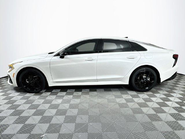 Used 2026 Kia K5 GT-Line w/ GT-Line Premium Package FWD image 3