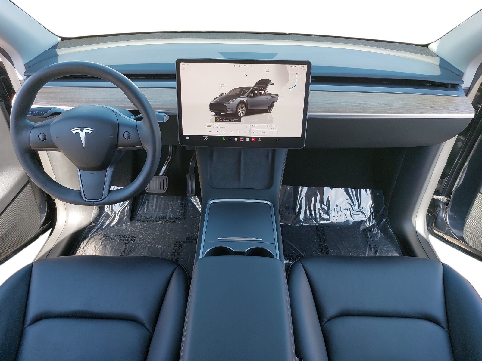 Used 2023 Tesla Model Y 2WD image 9
