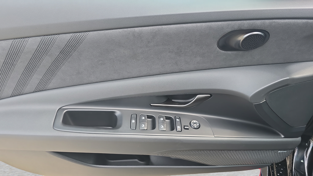 New 2026 Hyundai Elantra N FWD image 29